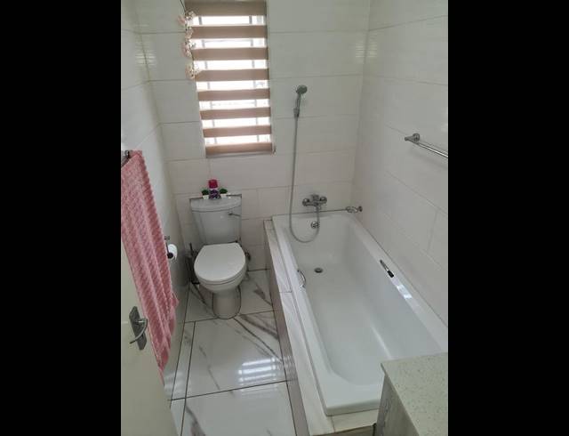 3 BEDROOM HOUSE FOR SALE IN WINDMILL PARK EXT